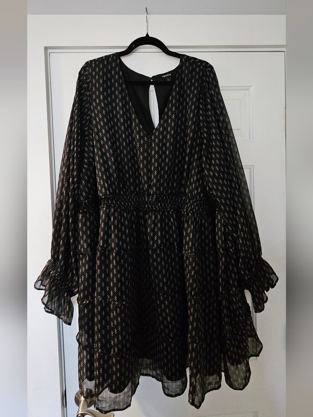 Torrid - Chiffon Long Sleeve Black Ikat Printed Women's Dress - Size 4